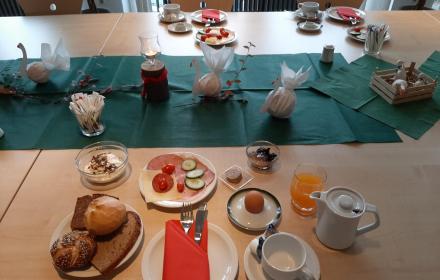 Das Frauenfrühstück richtet sich an Frauen